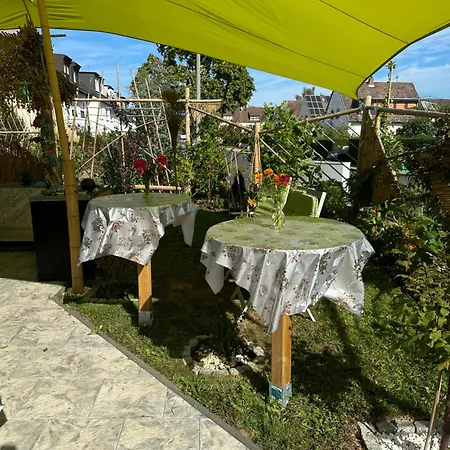 Diamanthaus Deluxe 7 *